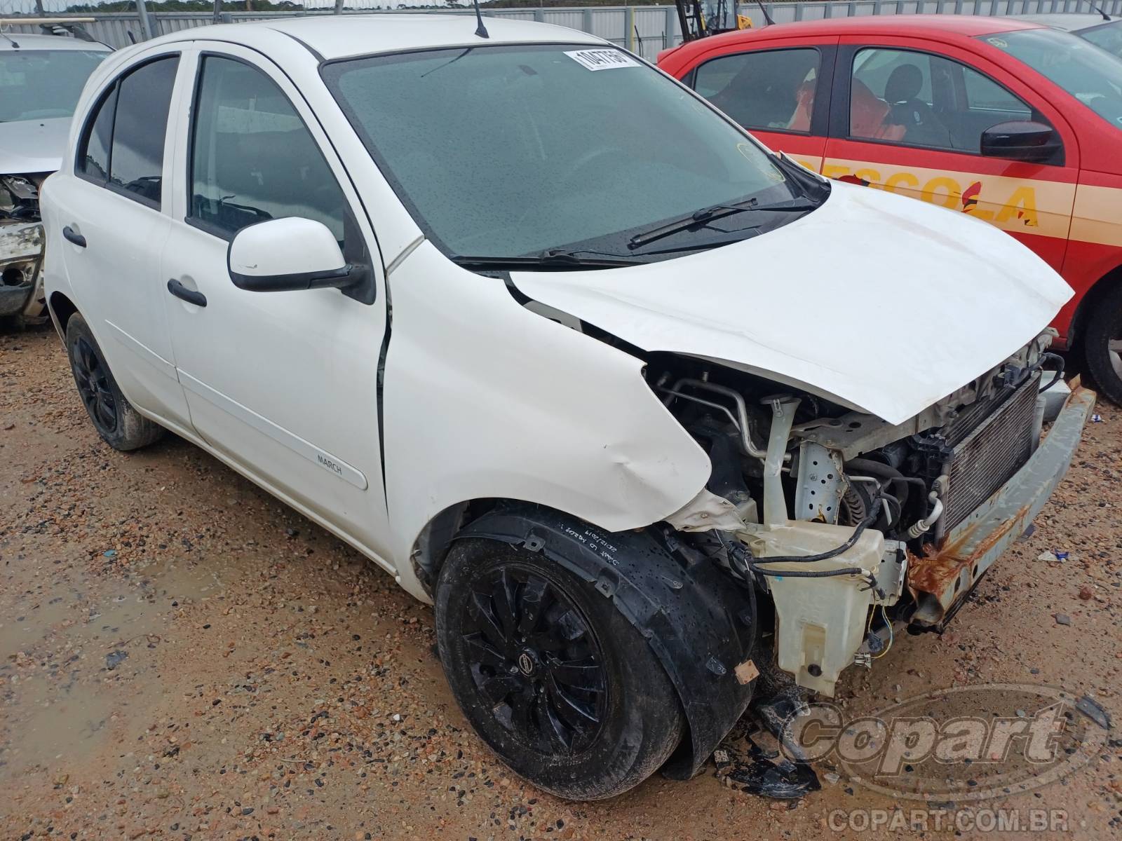 Veículo Nissan March 2016 NISSAN MARCH S 1.0 12V FLEXIVEL ALCOOL/GASOLINA 2017 em leilão