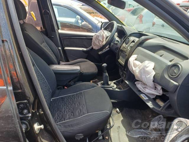 2017 RENAULT DUSTER OROCH 