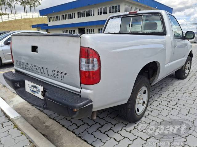 2001 CHEVROLET S10 