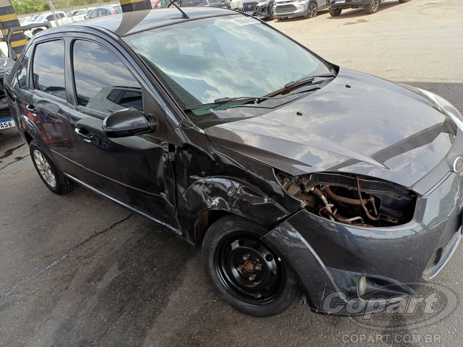 Veículo Ford FIESTA SEDAN FORD FIESTA SEDAN 2014 Flex 1.6 RoCam 2014 em leilão