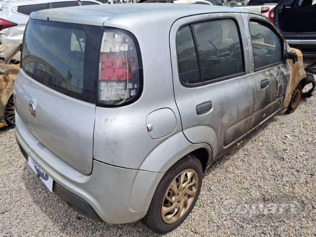 2021 FIAT UNO 