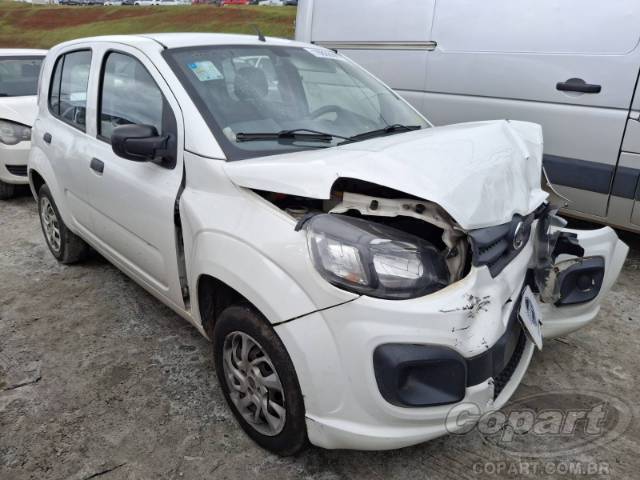 2021 FIAT UNO 