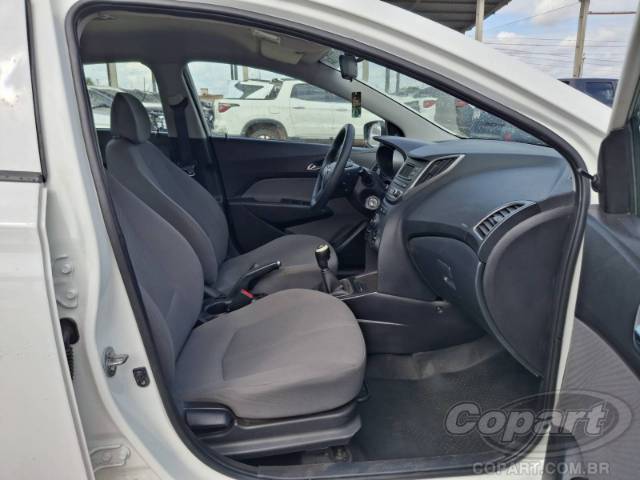2015 HYUNDAI HB20S 