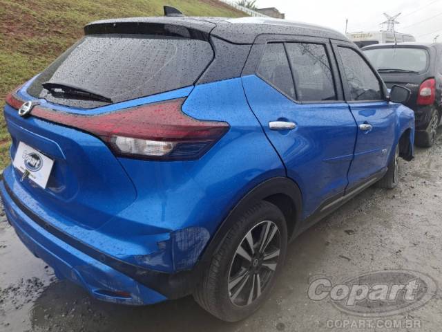 2022 NISSAN KICKS 