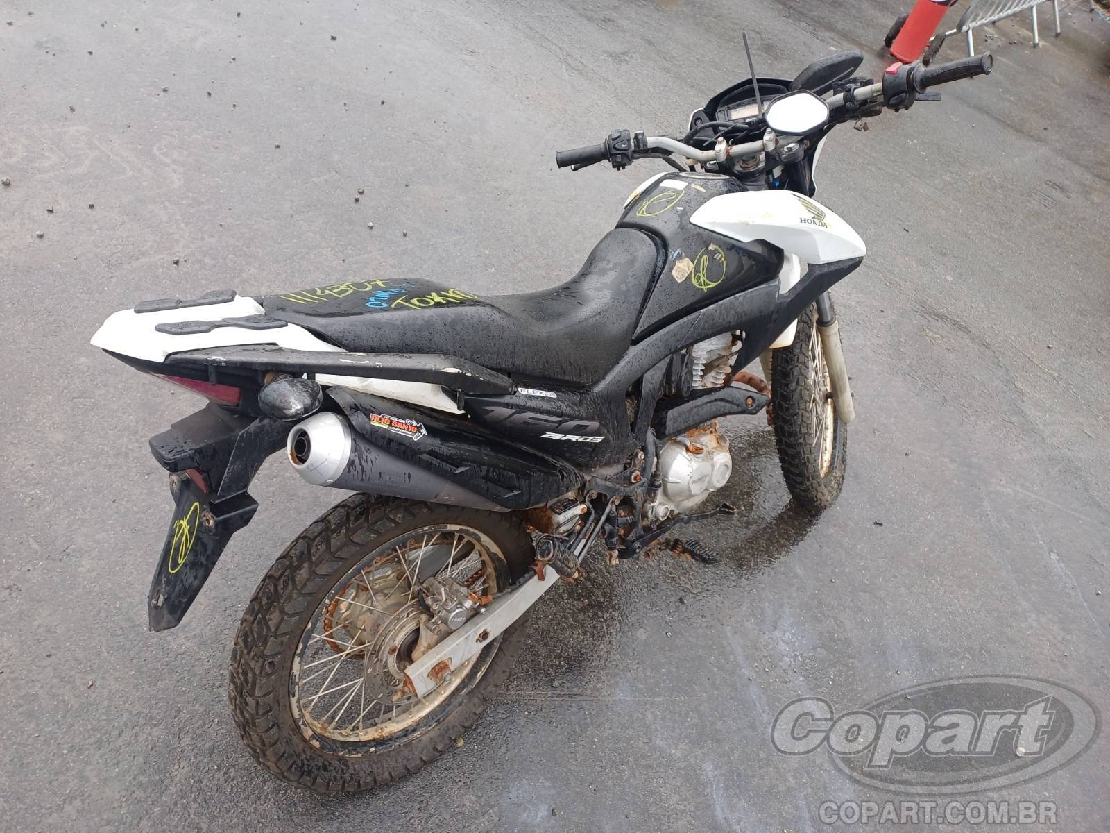 Foto 4: 2016 HONDA NXR 160