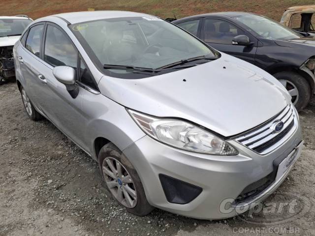 2011 FORD FIESTA SEDAN 