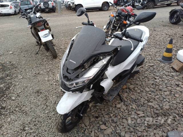 2025 HONDA PCX 