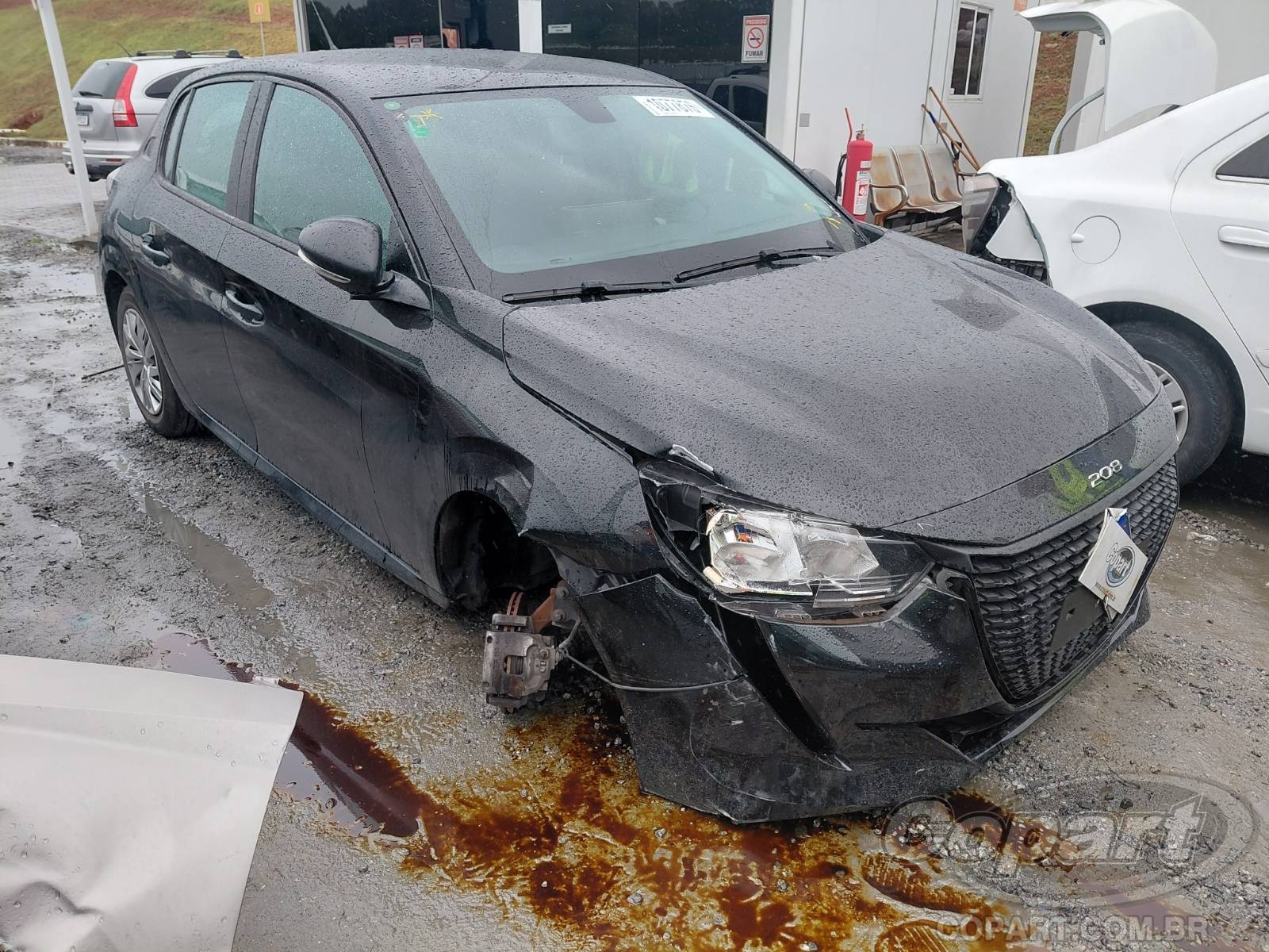 Peugeot 208 2024 em leilão