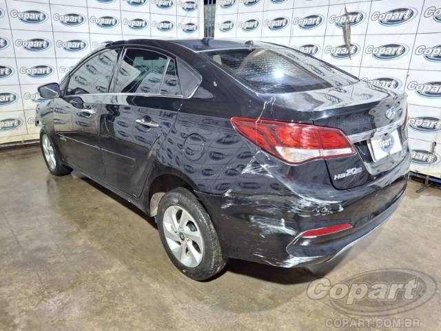 2016 HYUNDAI HB20S 