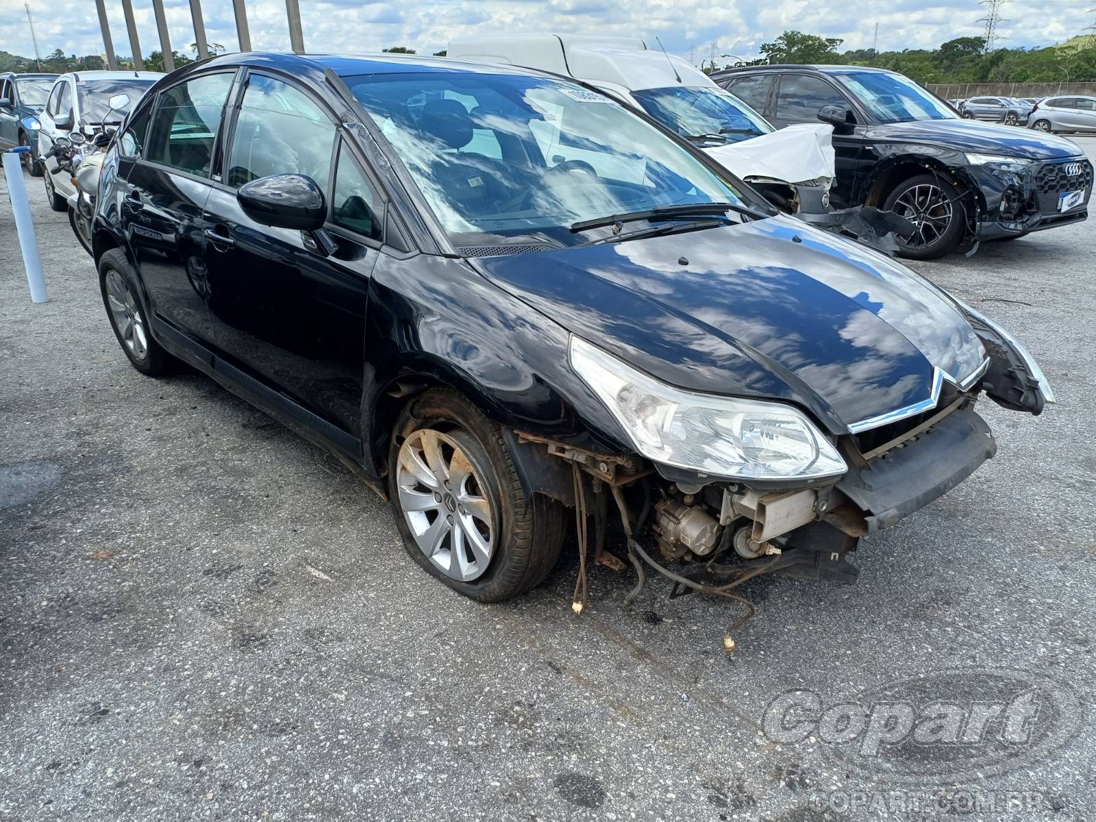 Veículo Peugeot C4 Citroën C4 Exclusive 2.0 16V 2013 2013 em leilão
