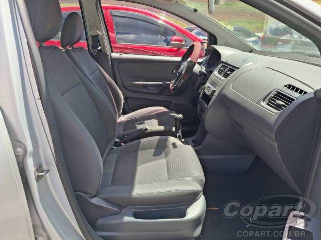 2011 VOLKSWAGEN FOX 