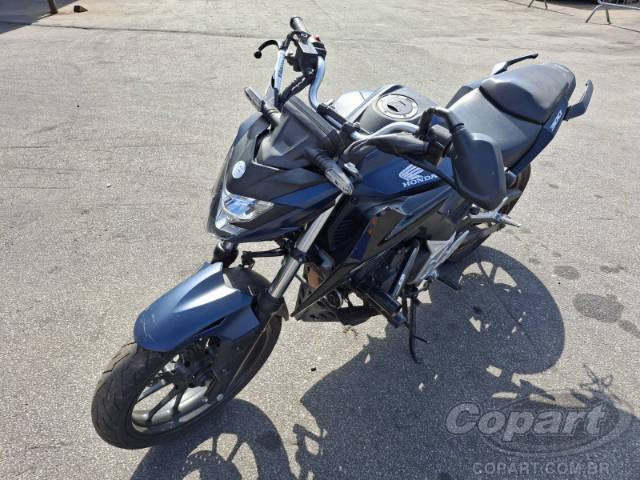 2025 HONDA CB 300F 