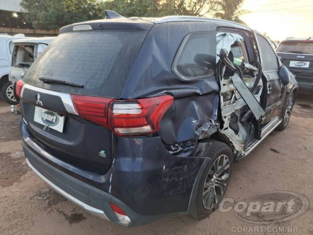 2018 MITSUBISHI OUTLANDER 