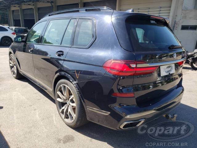 2020 BMW X7 