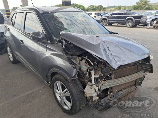 2018 NISSAN KICKS 