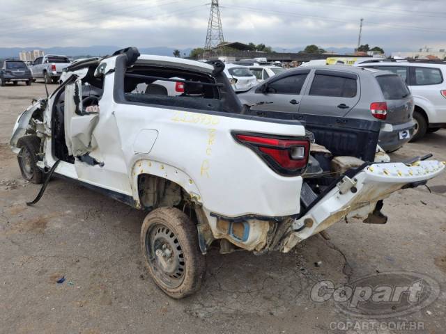 2026 FIAT STRADA 