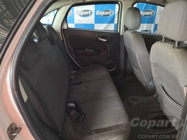 2015 FIAT GRAND SIENA 