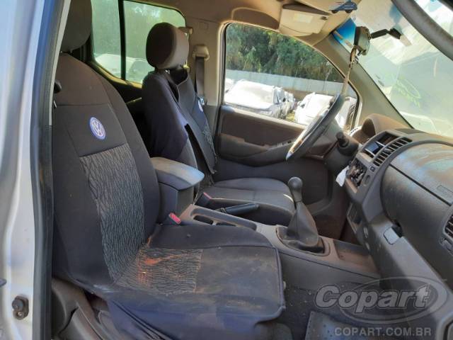 2013 NISSAN FRONTIER CD 