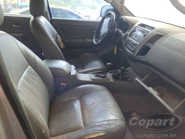 2011 TOYOTA HILUX CD 