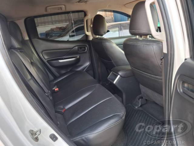 2021 MITSUBISHI L200 TRITON 
