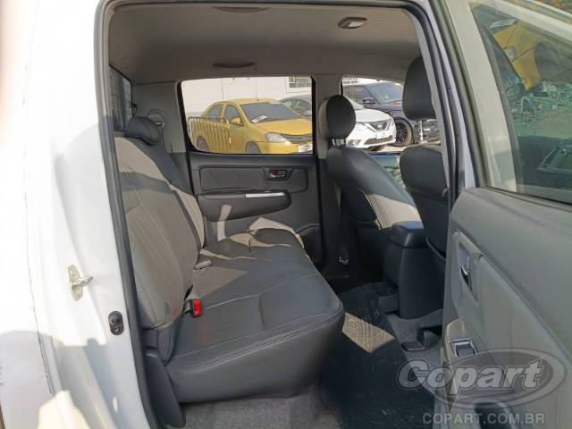 2014 TOYOTA HILUX CD 