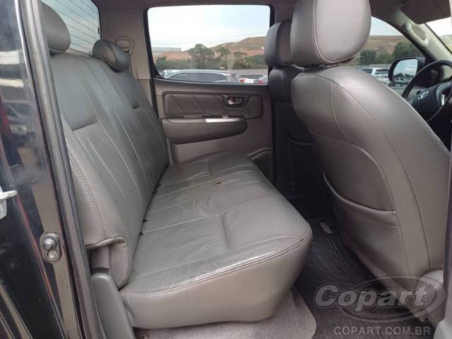 2015 TOYOTA HILUX CD 