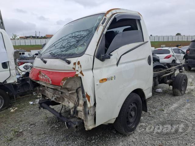 2014 HYUNDAI HR 