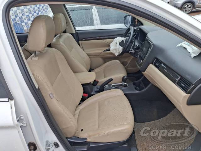 2016 MITSUBISHI OUTLANDER 