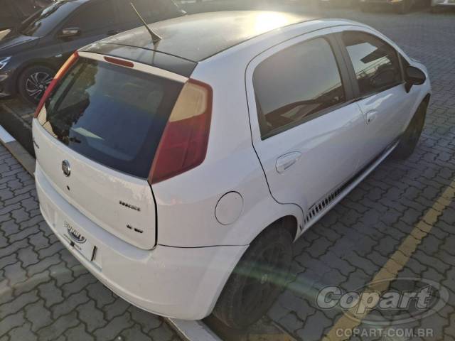 2011 FIAT PUNTO 