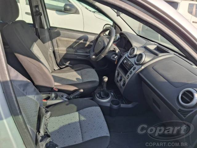 2011 FORD FIESTA 