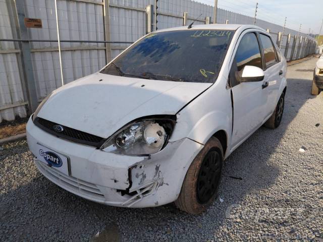 2006 FORD FIESTA SEDAN 