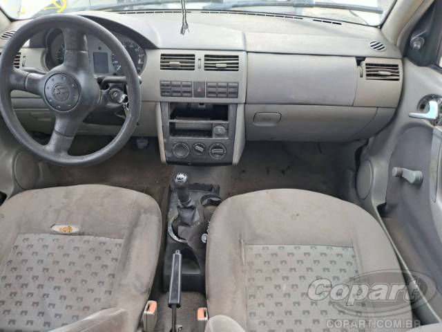 2002 VOLKSWAGEN GOL 