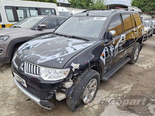 2012 MITSUBISHI PAJERO DAKAR 