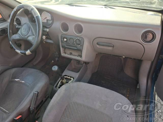 2001 CHEVROLET CELTA 