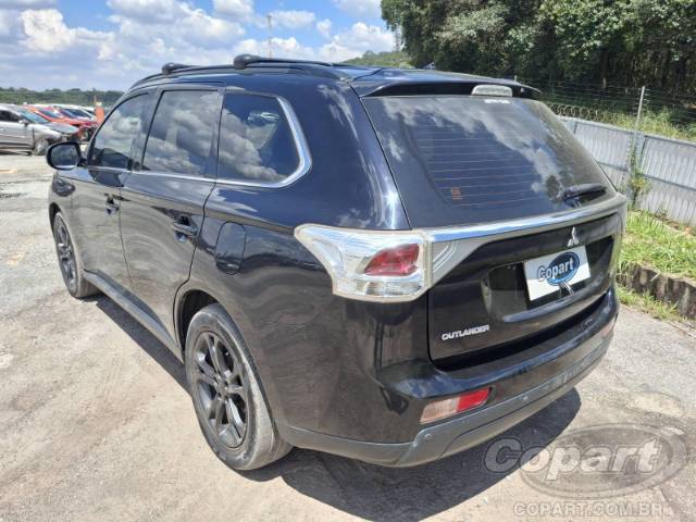 2015 MITSUBISHI OUTLANDER 