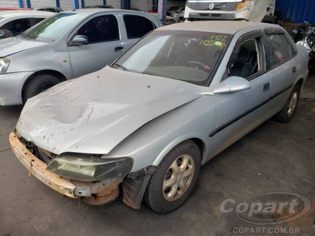 1999 CHEVROLET VECTRA 