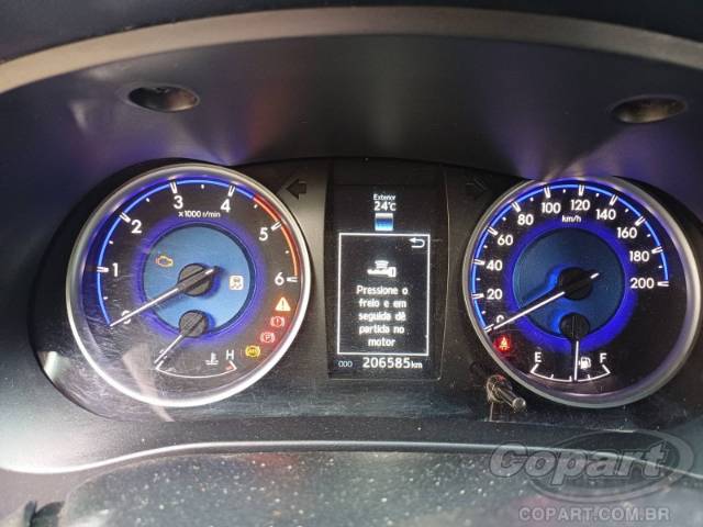 2016 TOYOTA HILUX CD 