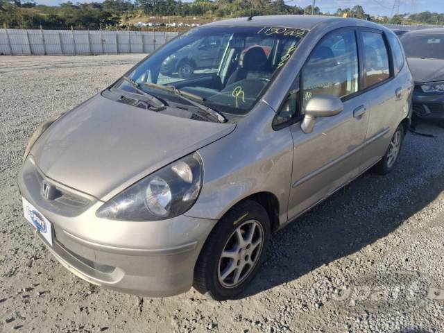 2006 HONDA FIT 