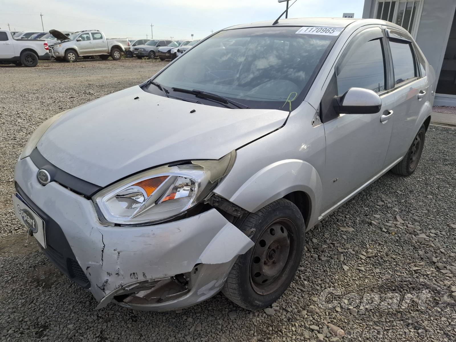 Foto 2: 2014 FORD FIESTA SEDAN