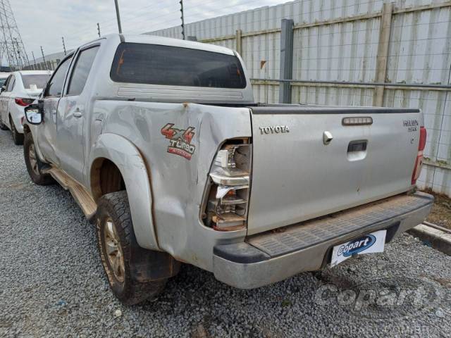 2012 TOYOTA HILUX CD 