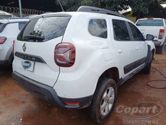2025 RENAULT DUSTER 