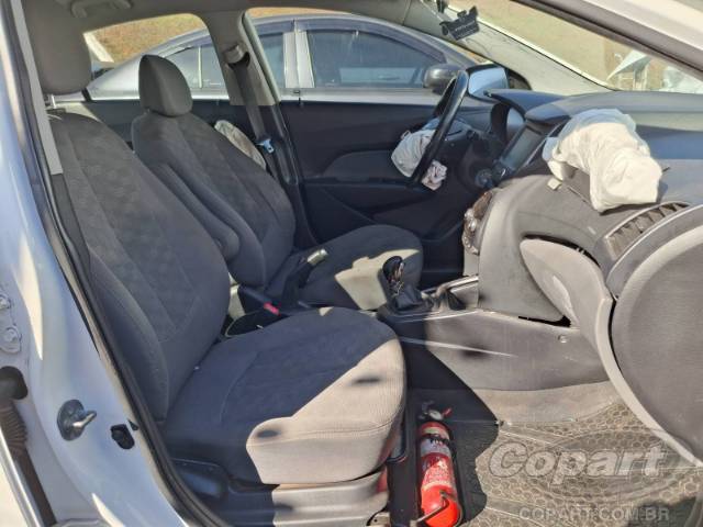 2016 HYUNDAI HB20S 