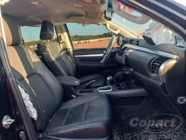 2025 TOYOTA HILUX CD 