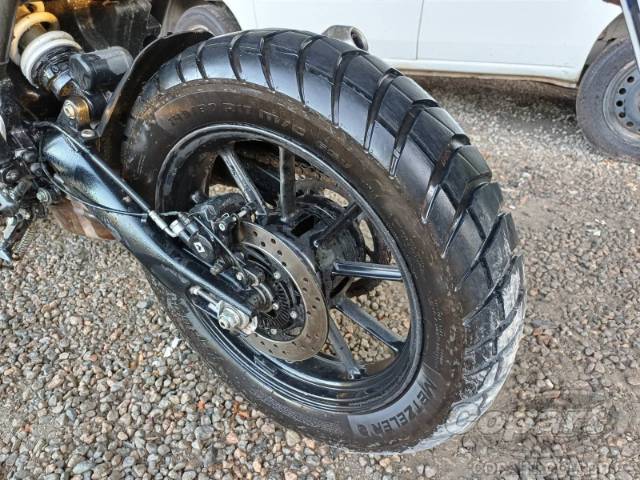 2025 TRIUMPH SCRAMBLER 