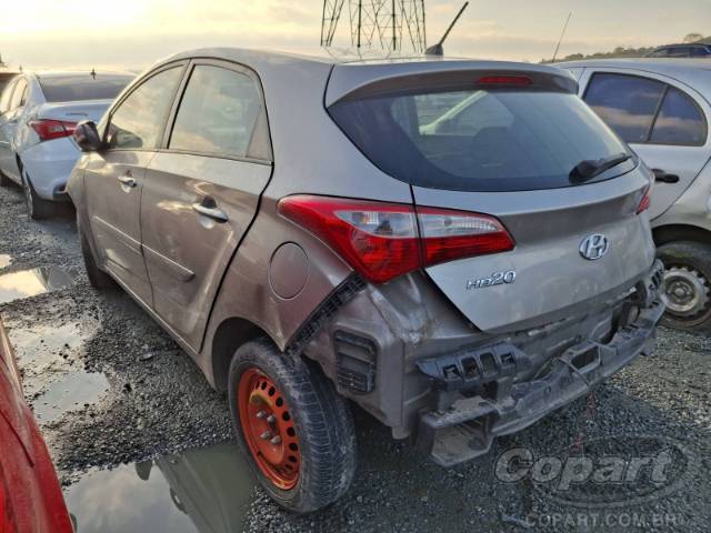 2017 HYUNDAI HB20 