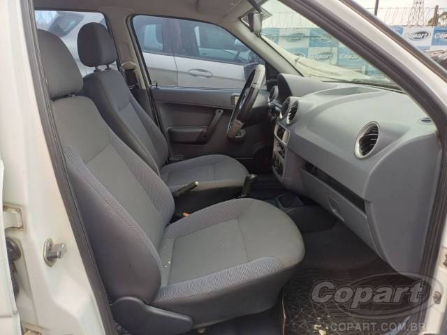 2010 VOLKSWAGEN GOL 