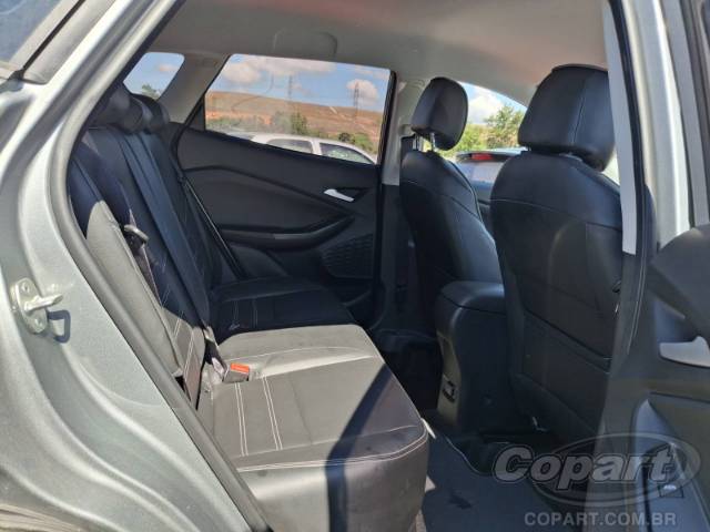 2025 CHEVROLET TRACKER 