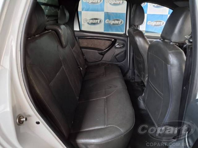 2019 RENAULT DUSTER OROCH 