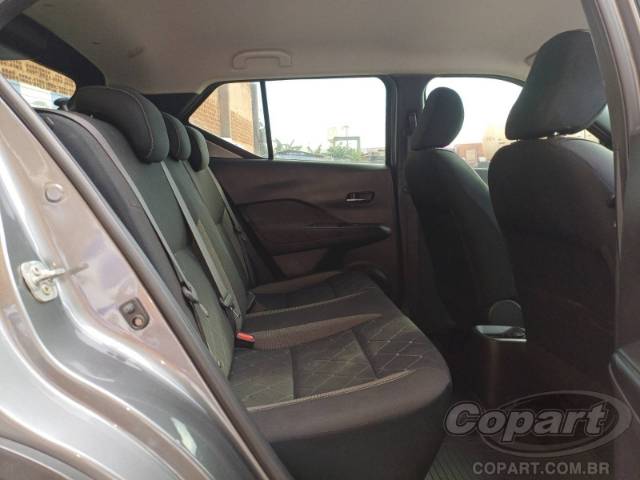 2019 NISSAN KICKS 