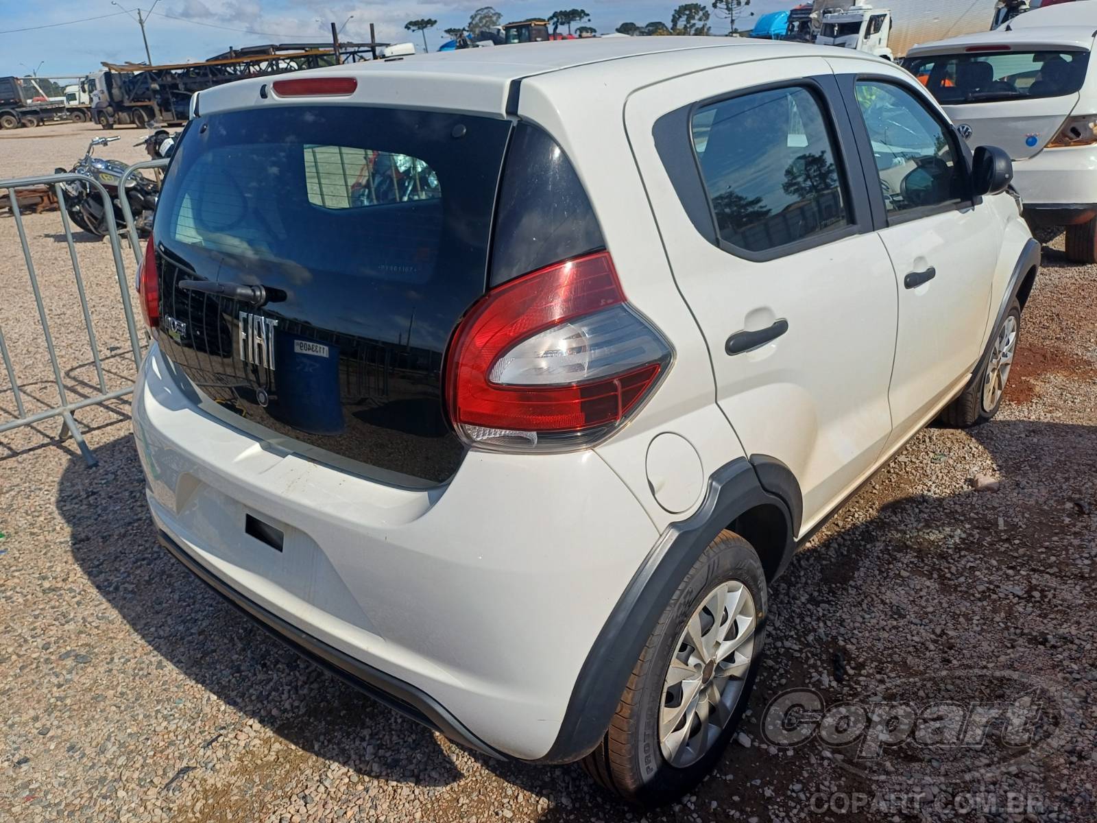 Foto 4: 2023 FIAT MOBI